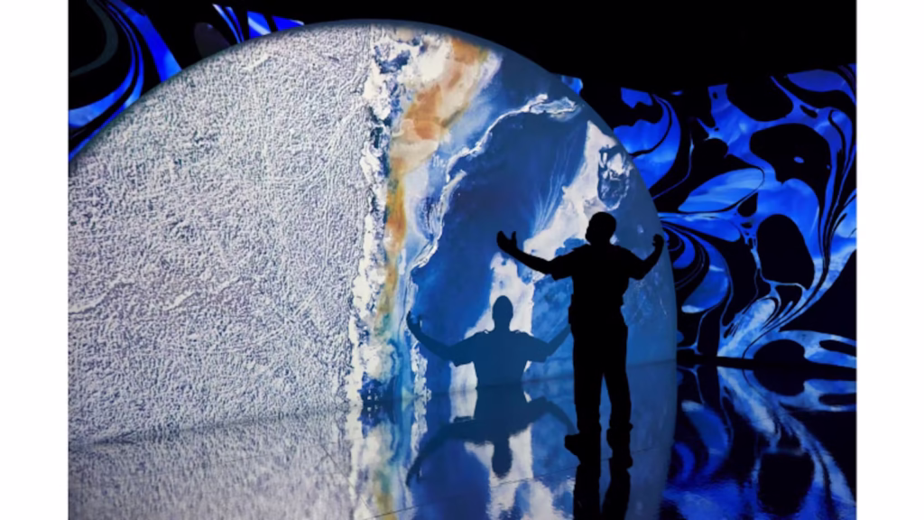 Royal Ontario Museum Exhibit Nature in Brilliant Colour